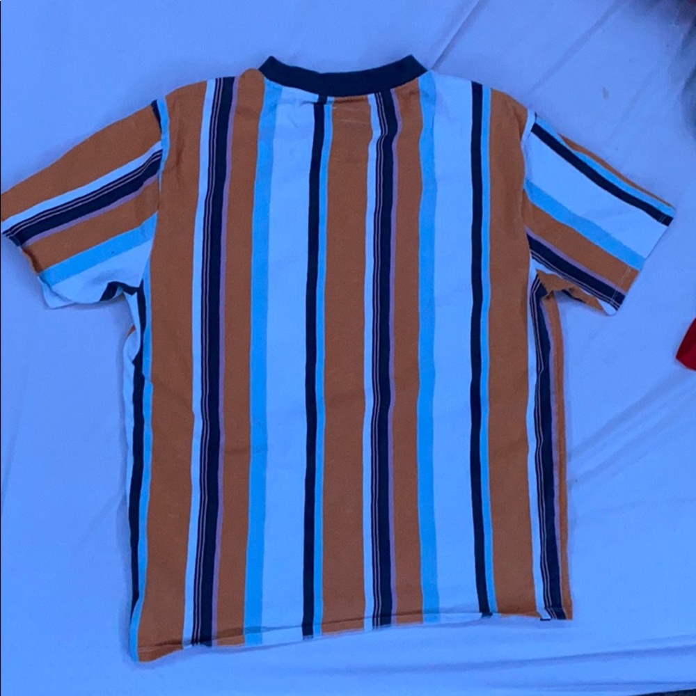 T-Shirt - Picture 2 of 2